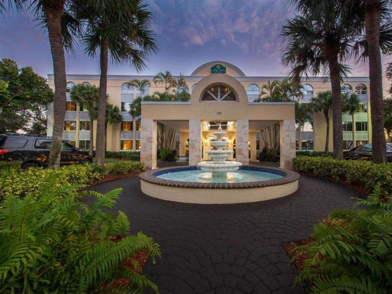 La Quinta I-95 Deerfield Beach - Next To The Home Depot & Behind The Wawa Ngoại thất bức ảnh
